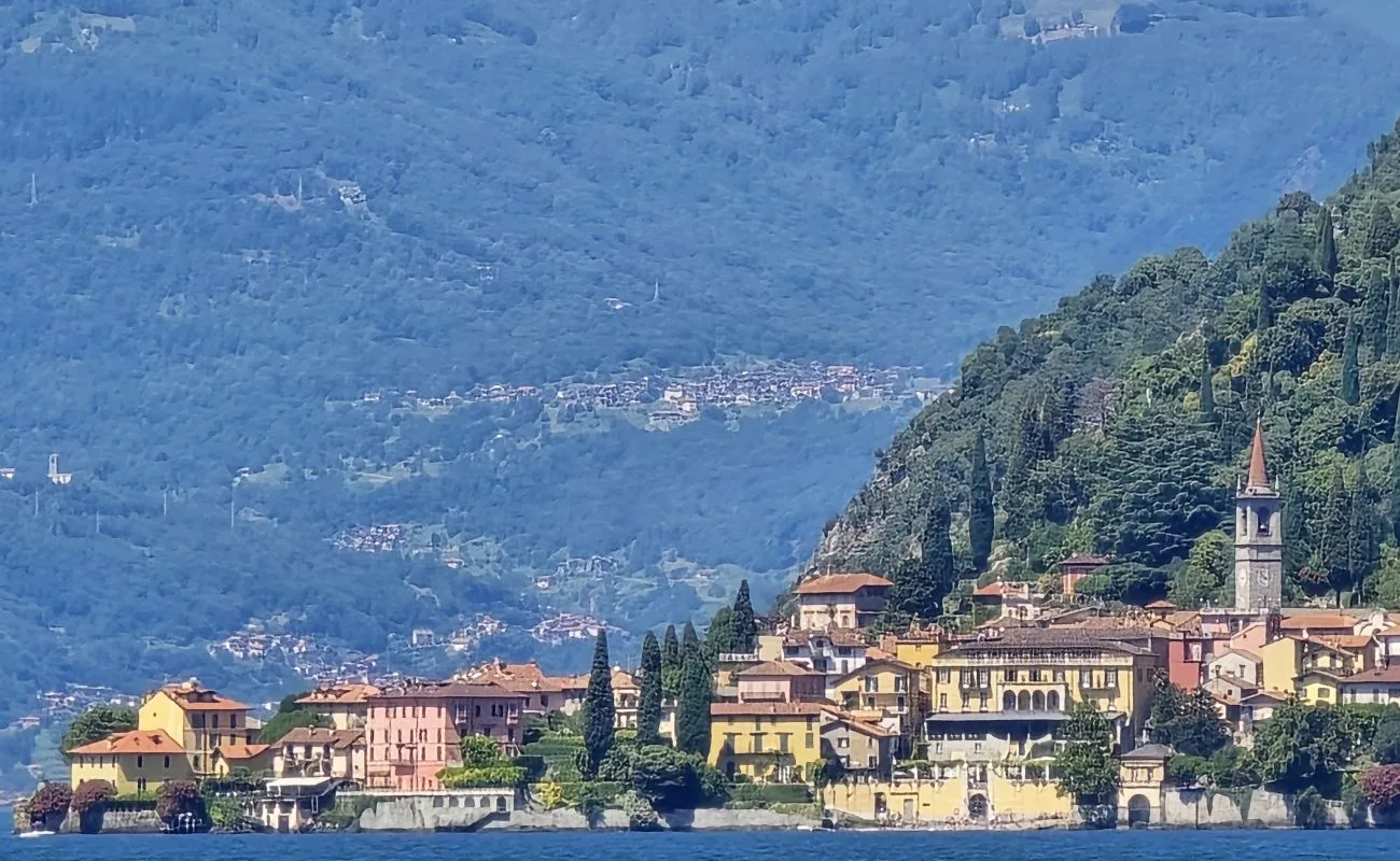 lake como1-gate of nations