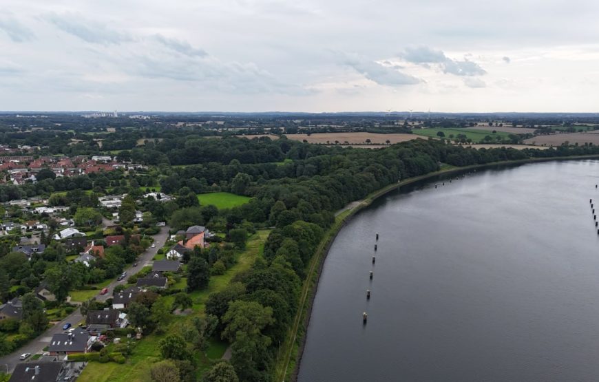 Kiel Discovery 1-day Tour: Sailing, Naval Monuments, and Scenic Walks