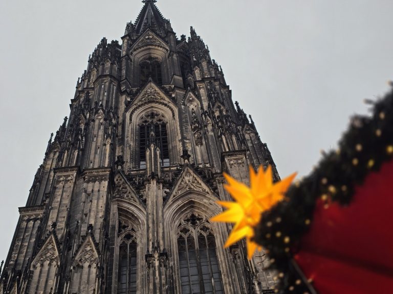cologne1-gate of nations