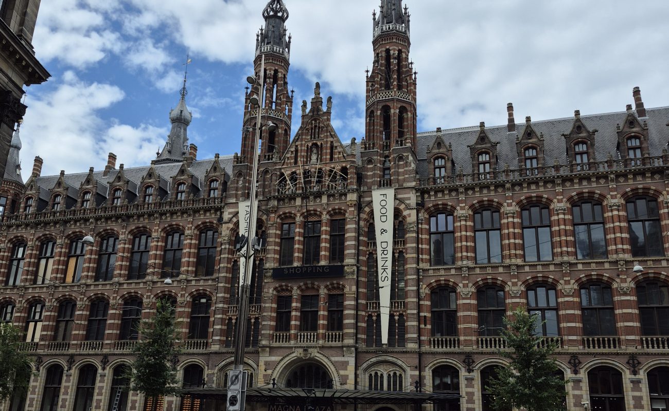 amsterdam2-gate of nations