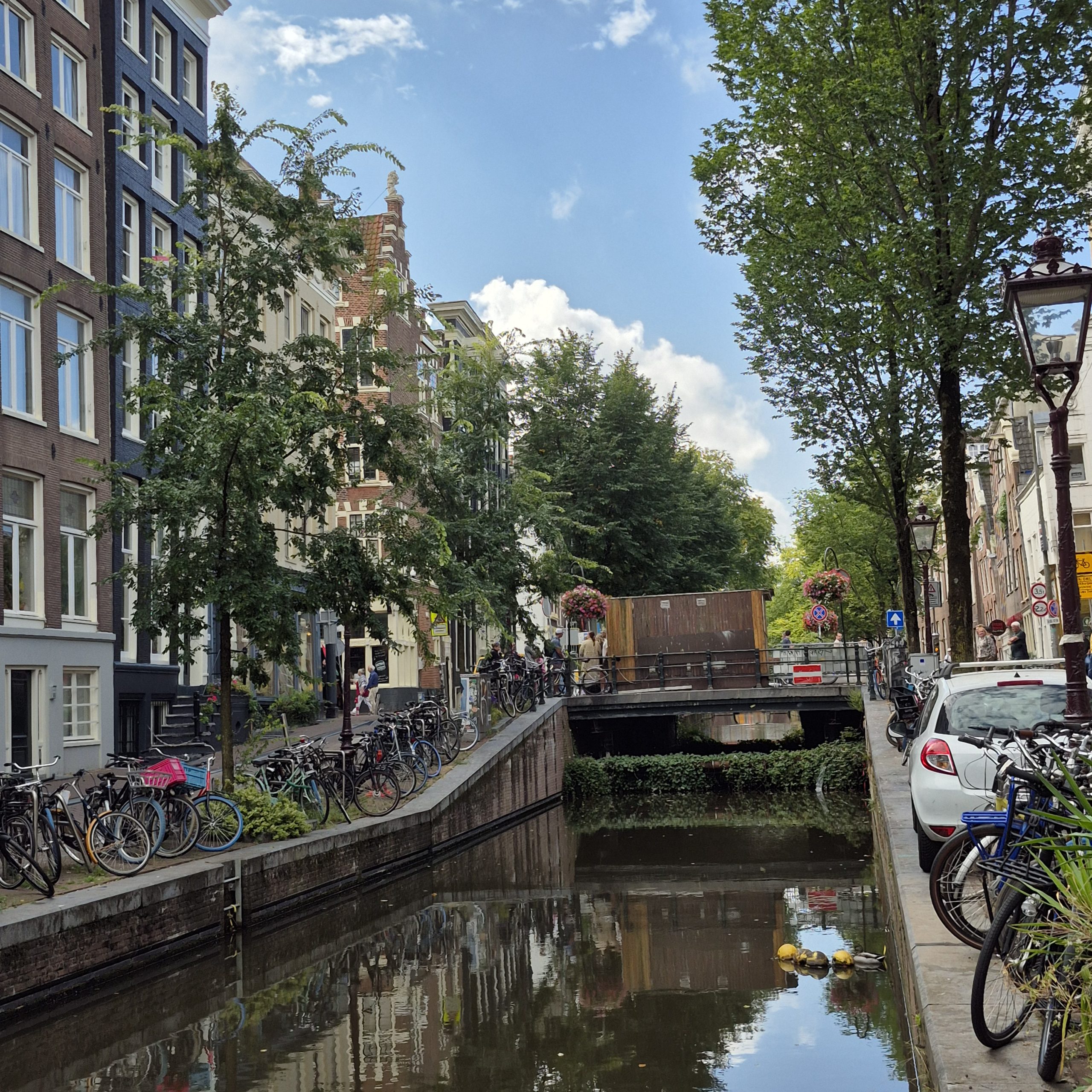 amsterdam-gate of nations