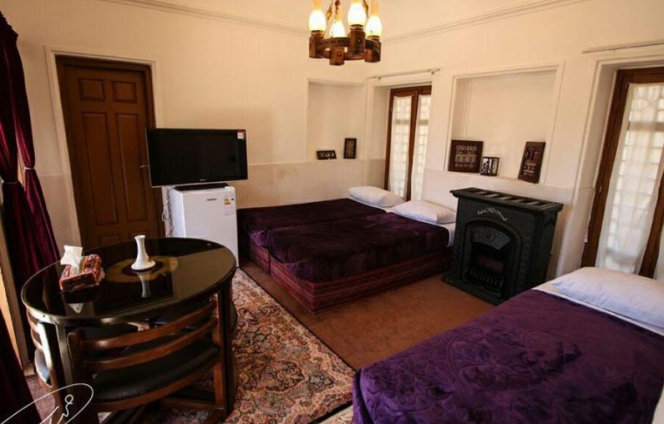 Eivan Hotel triple