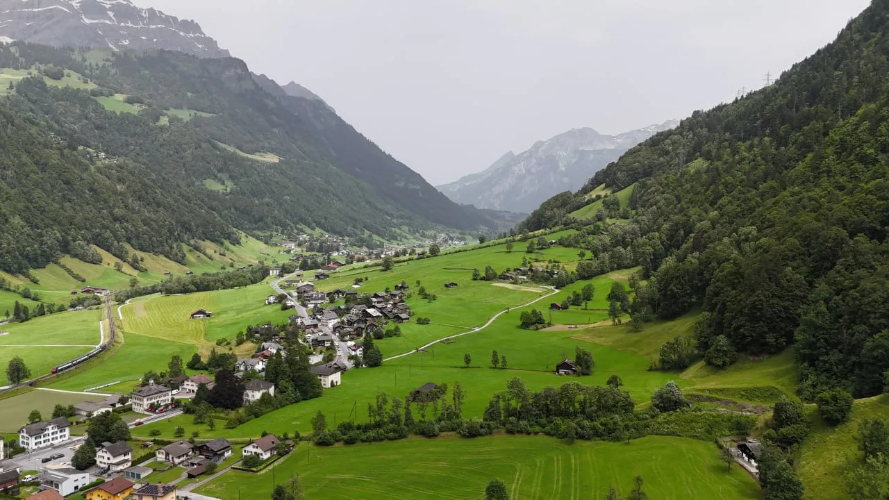 switzerland1-gate of nations