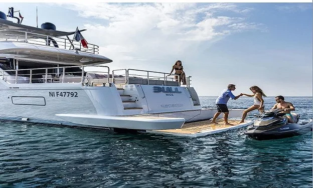 yacht charter