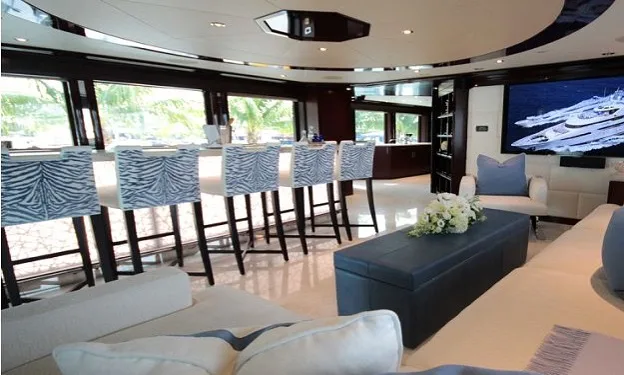 Luxurious Yacht Charters
