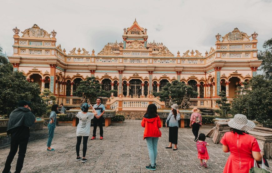 Vietnam Highlights and Beach Escape
