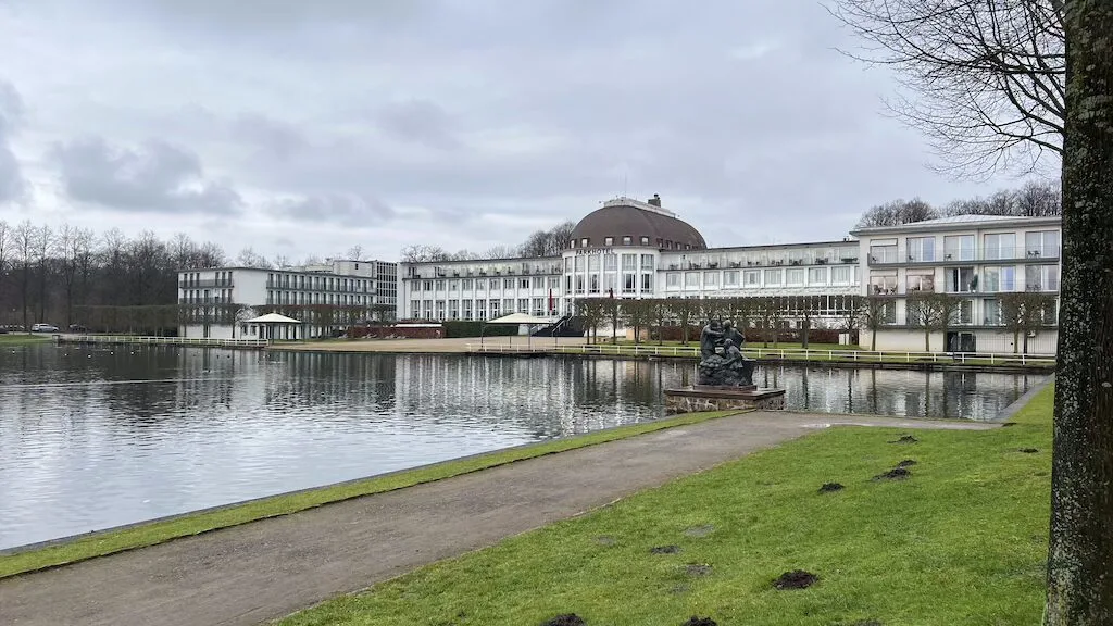 bremen1-gate of nations