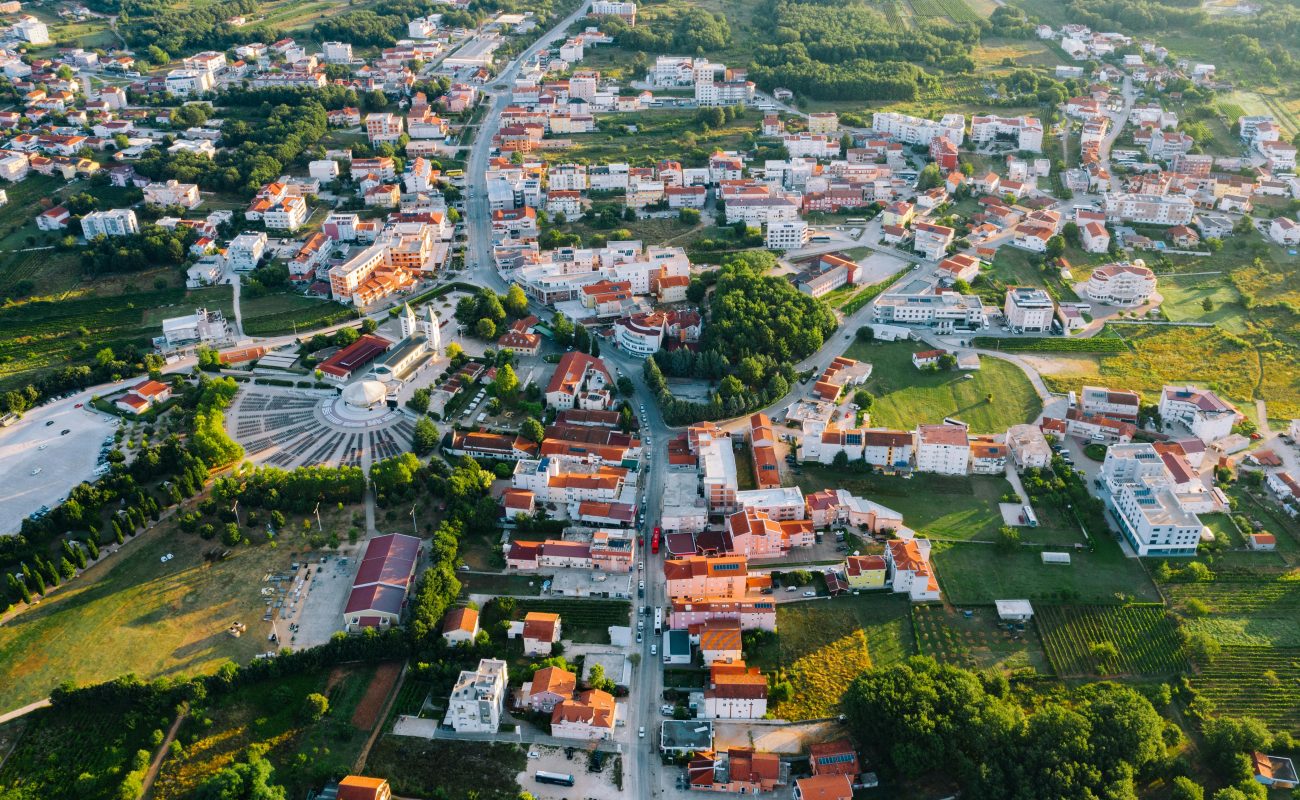 balkan tours-gate of nations