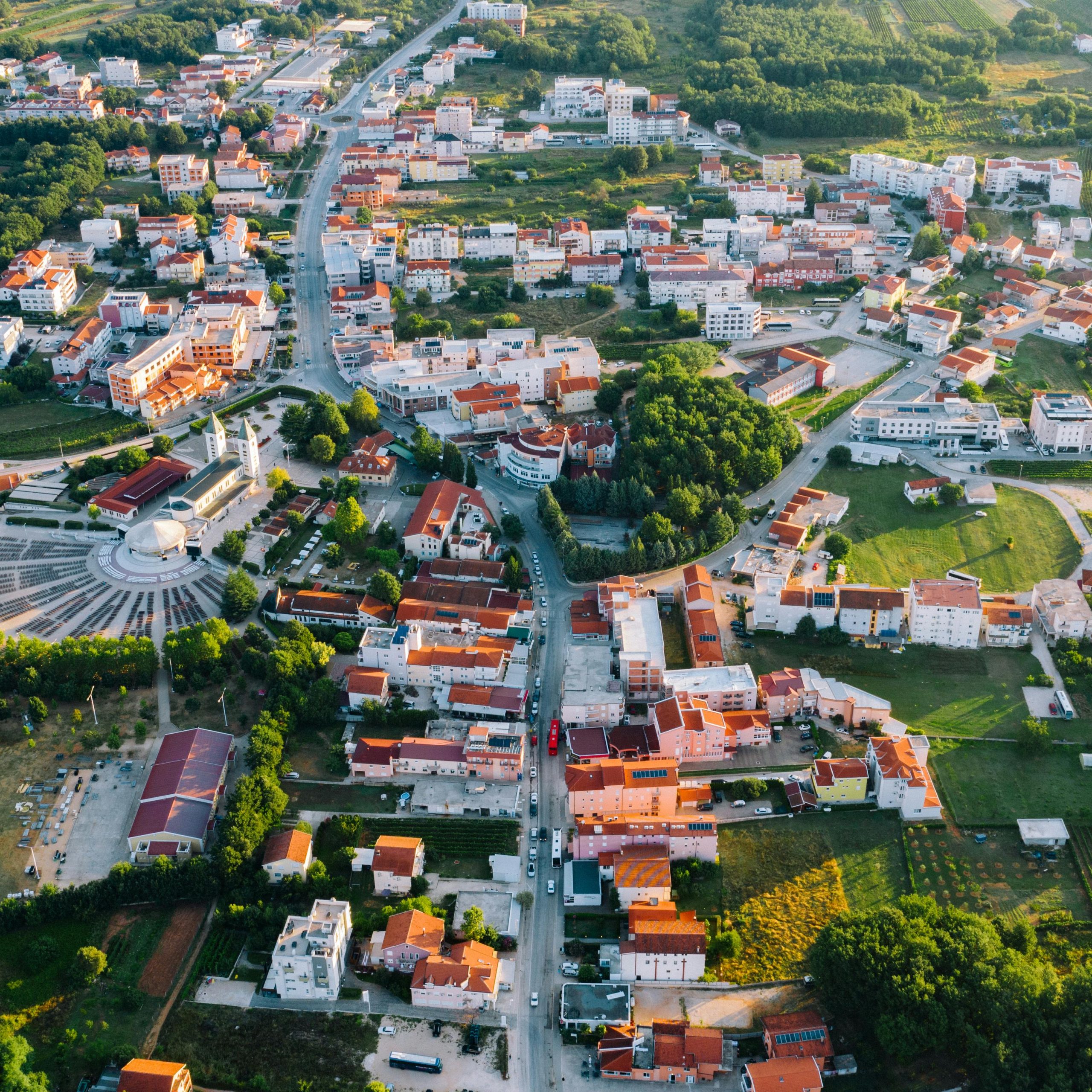 balkan tours-gate of nations