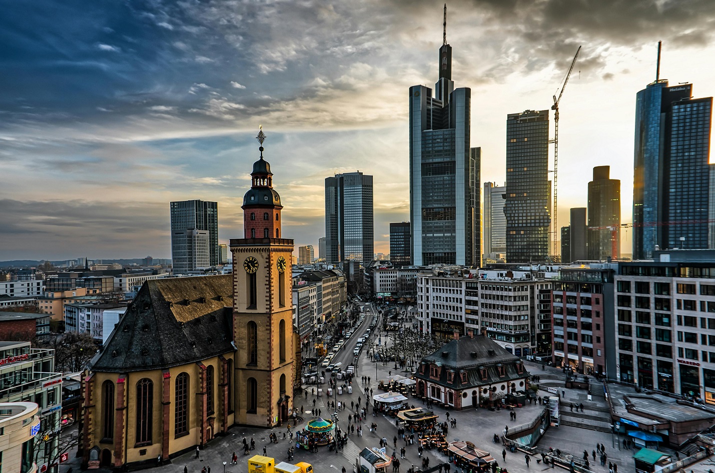 explore frankfurt