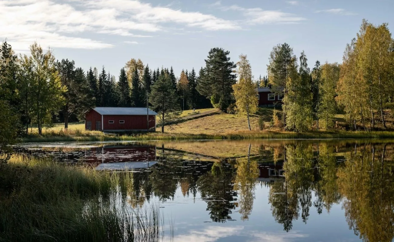 finland1-gate of nations