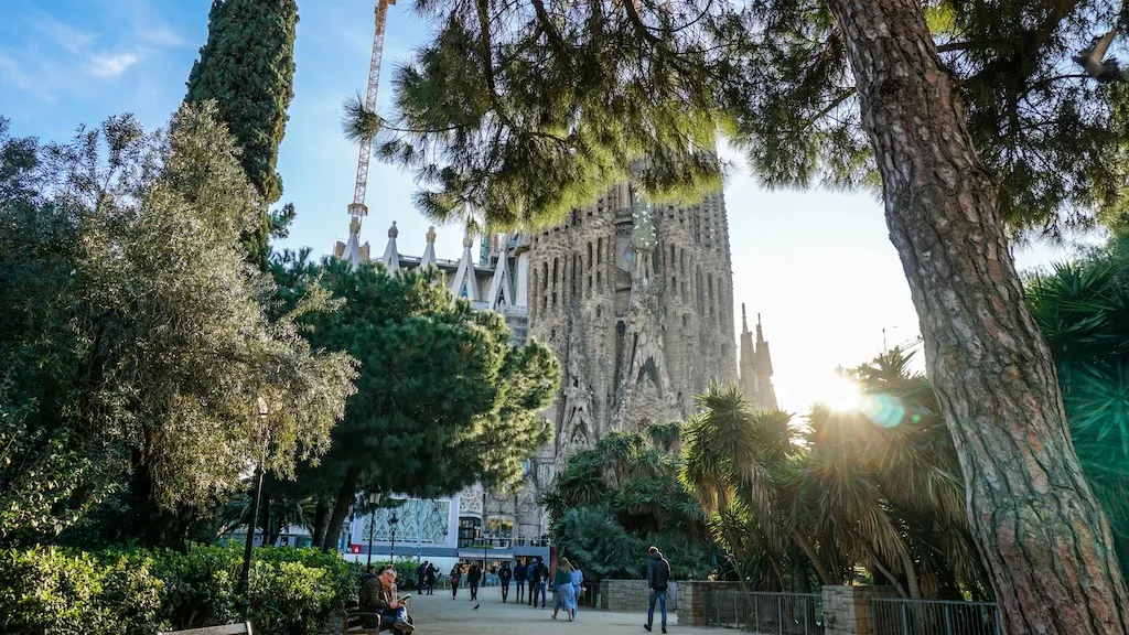 barcelona2-gate of nations