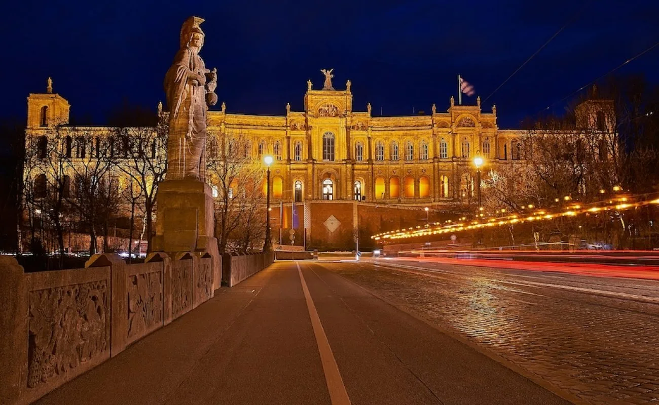 munich2-gate of nations
